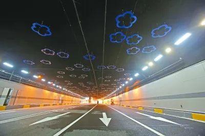 网红打卡隧道在哪儿,探寻城市新地标的热门打卡地