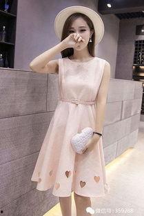 粉色连衣裙明星,粉色连衣裙下的明星风采