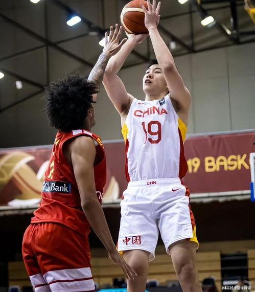 男篮明星战,男篮明星战巅峰对决，激情燃动全场！”