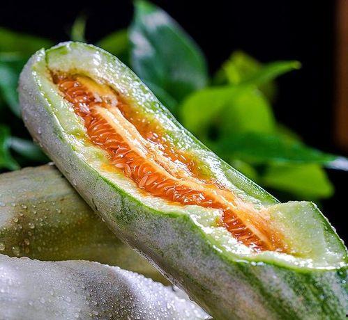 一个吃网红瓜的网站,跟随吃瓜群众，探寻热门事件幕后真相