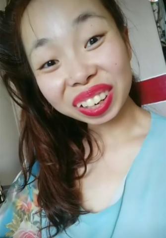 成都网红西饶姐姐,从街头美食到网络红人的蜕变之旅